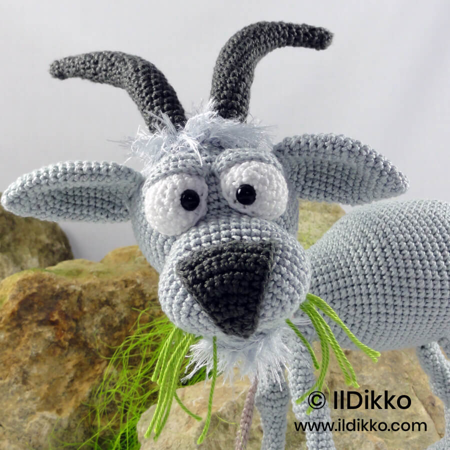 WSquare Gus the Goat 46