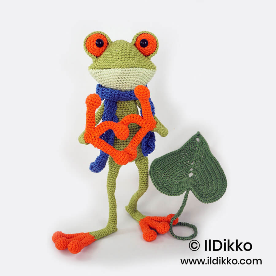 WSquare Fred the Frog 13