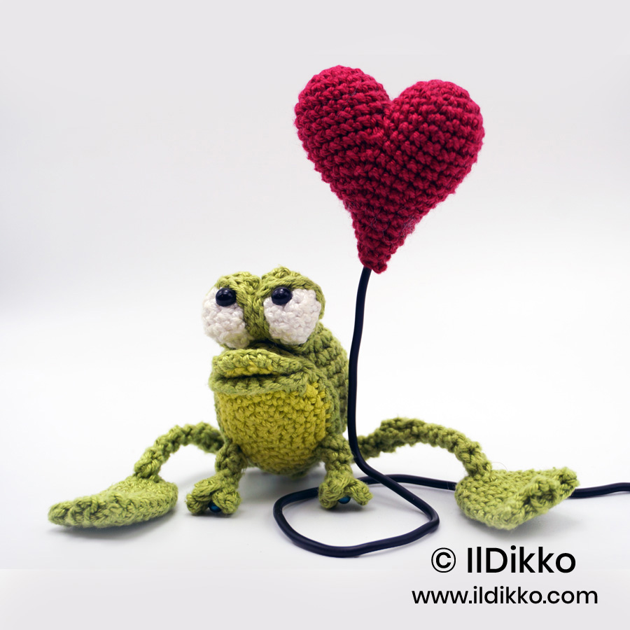 WFranz and Frida the Frogs 4608