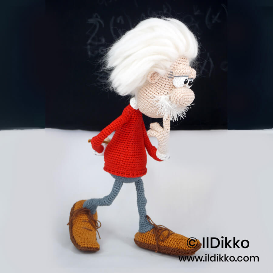 WS Albert the Scientist 28(2)